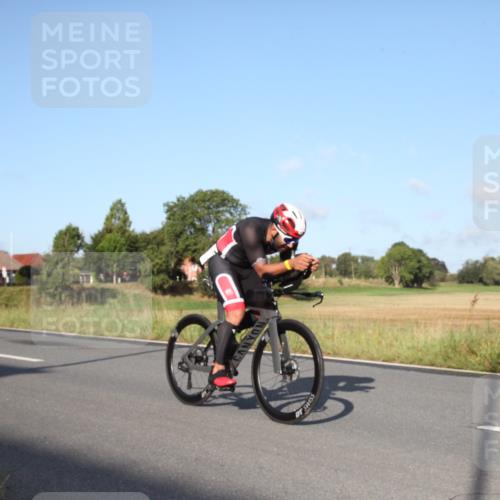 25.08.2024 - Elbe Triathlon Hamburg Fuchs,  Jonas http://msf.ph/oto/6827371 25.08.2024 09:11:29 Radfahren 318, 226, 58, 282, 61 meine-sportfotos.de