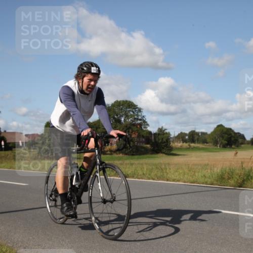 25.08.2024 - Elbe Triathlon Hamburg Fuchs,  Jonas http://msf.ph/oto/6827386 25.08.2024 10:52:14 Radfahren 1423, 1571, 1581 meine-sportfotos.de