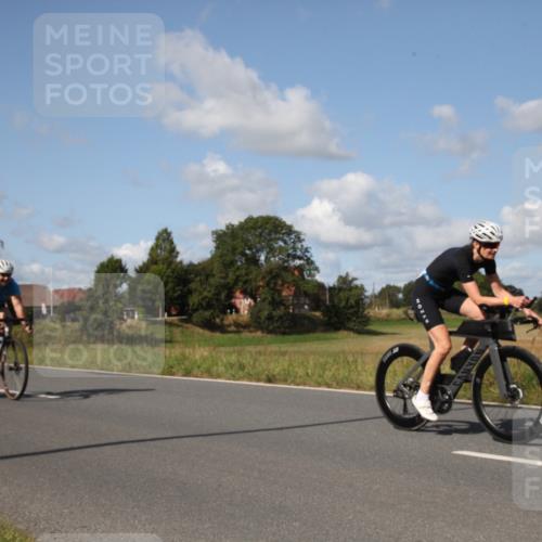 25.08.2024 - Elbe Triathlon Hamburg Fuchs,  Jonas http://msf.ph/oto/6827407 25.08.2024 10:51:51 Radfahren 756, 1564, 1505, 606, 1587, 735, 518 meine-sportfotos.de