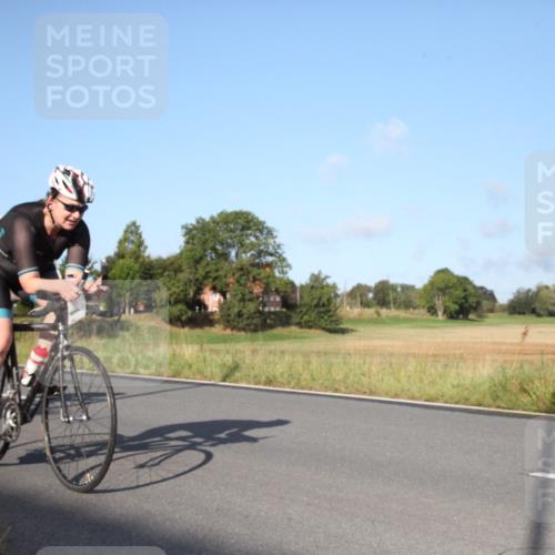 25.08.2024 - Elbe Triathlon Hamburg Fuchs,  Jonas http://msf.ph/oto/6827428 25.08.2024 09:12:04 Radfahren 194, 43, 135, 83 meine-sportfotos.de