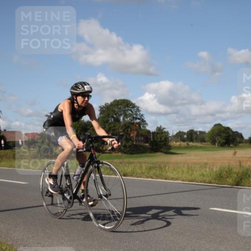 25.08.2024 - Elbe Triathlon Hamburg Fuchs,  Jonas http://msf.ph/oto/6827438 25.08.2024 10:51:37 Radfahren 683, 1577, 1474, 1522 meine-sportfotos.de