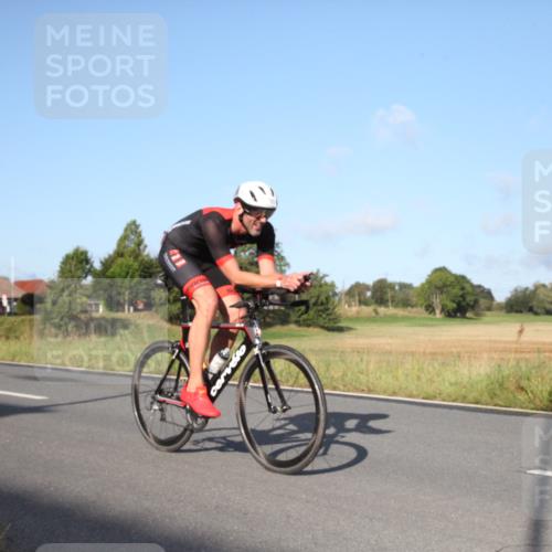 25.08.2024 - Elbe Triathlon Hamburg Fuchs,  Jonas http://msf.ph/oto/6827439 25.08.2024 09:12:15 Radfahren 83, 185, 182 meine-sportfotos.de