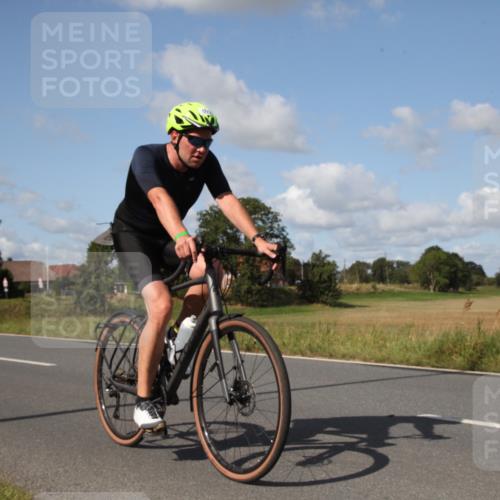 25.08.2024 - Elbe Triathlon Hamburg Fuchs,  Jonas http://msf.ph/oto/6827447 25.08.2024 10:51:29 Radfahren 695, 683 meine-sportfotos.de