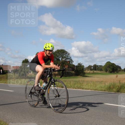25.08.2024 - Elbe Triathlon Hamburg Fuchs,  Jonas http://msf.ph/oto/6827460 25.08.2024 10:51:14 Radfahren 552, 1555, 733, 1565 meine-sportfotos.de