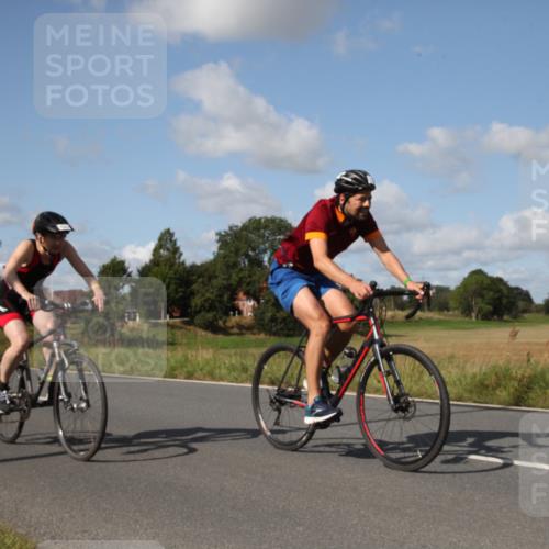 25.08.2024 - Elbe Triathlon Hamburg Fuchs,  Jonas http://msf.ph/oto/6827473 25.08.2024 10:51:07 Radfahren 1548, 737, 1502, 552, 1555 meine-sportfotos.de