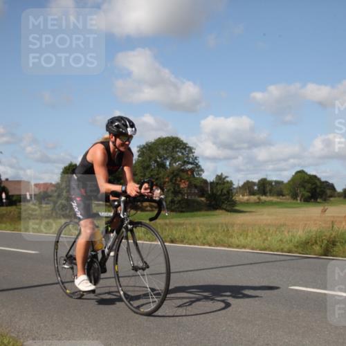 25.08.2024 - Elbe Triathlon Hamburg Fuchs,  Jonas http://msf.ph/oto/6827490 25.08.2024 10:50:51 Radfahren 698, 1496, 731, 703 meine-sportfotos.de