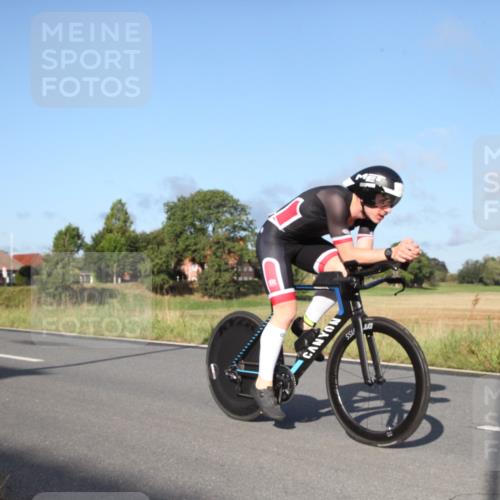 25.08.2024 - Elbe Triathlon Hamburg Fuchs,  Jonas http://msf.ph/oto/6827504 25.08.2024 09:13:24 Radfahren 65, 251 meine-sportfotos.de