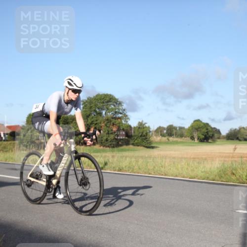 25.08.2024 - Elbe Triathlon Hamburg Fuchs,  Jonas http://msf.ph/oto/6827514 25.08.2024 09:13:39 Radfahren 124, 138, 55, 143 meine-sportfotos.de