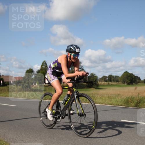 25.08.2024 - Elbe Triathlon Hamburg Fuchs,  Jonas http://msf.ph/oto/6827517 25.08.2024 10:50:29 Radfahren 748, 1516, 708, 1526 meine-sportfotos.de