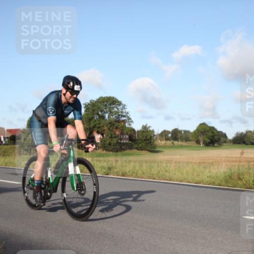 25.08.2024 - Elbe Triathlon Hamburg Fuchs,  Jonas http://msf.ph/oto/6827612 25.08.2024 09:15:33 Radfahren 264, 312, 302, 70, 88 meine-sportfotos.de