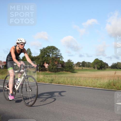 25.08.2024 - Elbe Triathlon Hamburg Fuchs,  Jonas http://msf.ph/oto/6827618 25.08.2024 09:15:43 Radfahren 88, 126, 66, 44, 223, 231 meine-sportfotos.de