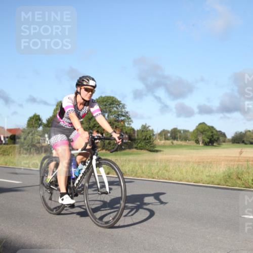 25.08.2024 - Elbe Triathlon Hamburg Fuchs,  Jonas http://msf.ph/oto/6827686 25.08.2024 09:16:56 Radfahren 106, 108, 277, 59 meine-sportfotos.de