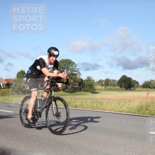 25.08.2024 - Elbe Triathlon Hamburg Fuchs,  Jonas http://msf.ph/oto/6827734 25.08.2024 09:18:14 Radfahren 391, 326, 107, 339, 234 meine-sportfotos.de