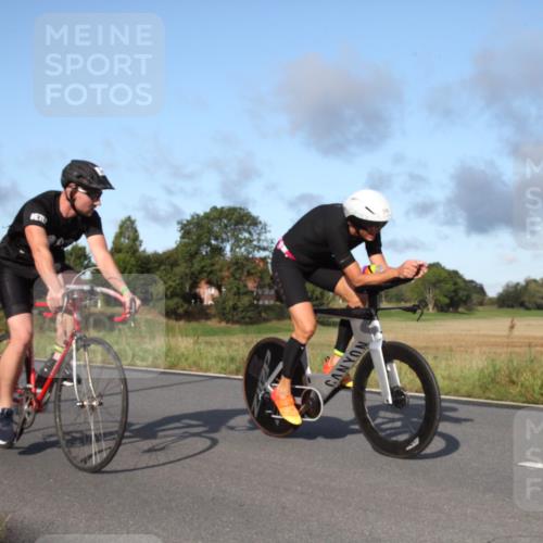 25.08.2024 - Elbe Triathlon Hamburg Fuchs,  Jonas http://msf.ph/oto/6827785 25.08.2024 09:19:21 Radfahren 243, 268, 396, 269, 319, 40 meine-sportfotos.de