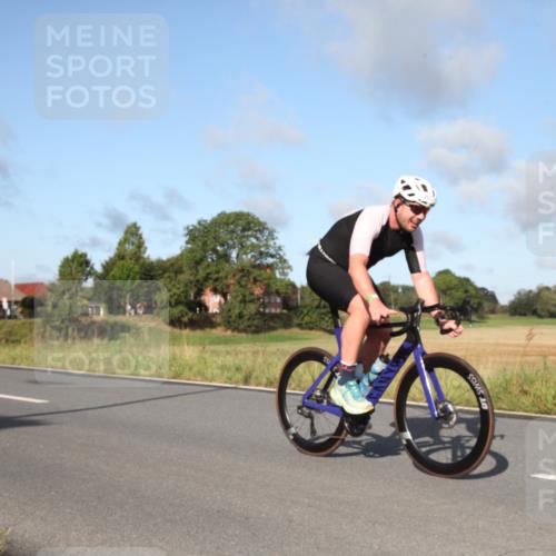 25.08.2024 - Elbe Triathlon Hamburg Fuchs,  Jonas http://msf.ph/oto/6827810 25.08.2024 09:20:16 Radfahren 263, 279, 322, 313 meine-sportfotos.de