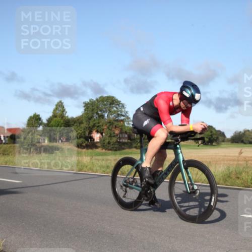 25.08.2024 - Elbe Triathlon Hamburg Fuchs,  Jonas http://msf.ph/oto/6827909 25.08.2024 09:21:56 Radfahren 84, 296, 93, 308 meine-sportfotos.de