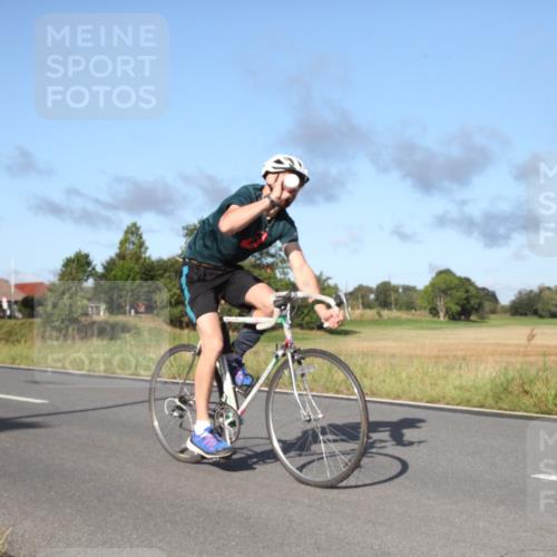 25.08.2024 - Elbe Triathlon Hamburg Fuchs,  Jonas http://msf.ph/oto/6827920 25.08.2024 09:22:05 Radfahren 213, 275 meine-sportfotos.de