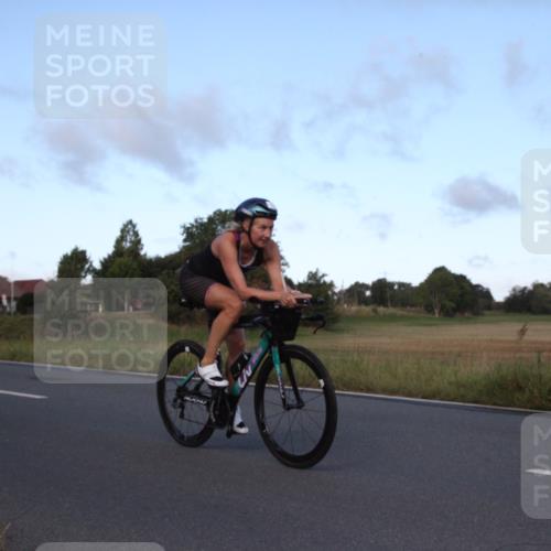 25.08.2024 - Elbe Triathlon Hamburg Fuchs,  Jonas http://msf.ph/oto/6828002 25.08.2024 09:23:43 Radfahren 342, 35, 153, 310 meine-sportfotos.de