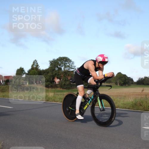 25.08.2024 - Elbe Triathlon Hamburg Fuchs,  Jonas http://msf.ph/oto/6828021 25.08.2024 09:24:09 Radfahren 369, 76, 74, 117, 283, 97 meine-sportfotos.de