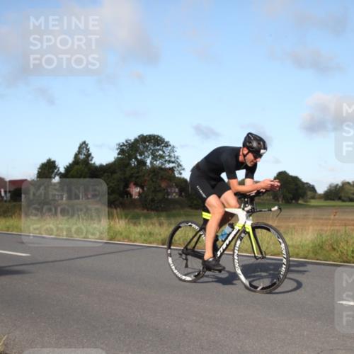 25.08.2024 - Elbe Triathlon Hamburg Fuchs,  Jonas http://msf.ph/oto/6828050 25.08.2024 09:24:35 Radfahren 419, 465, 205, 161 meine-sportfotos.de