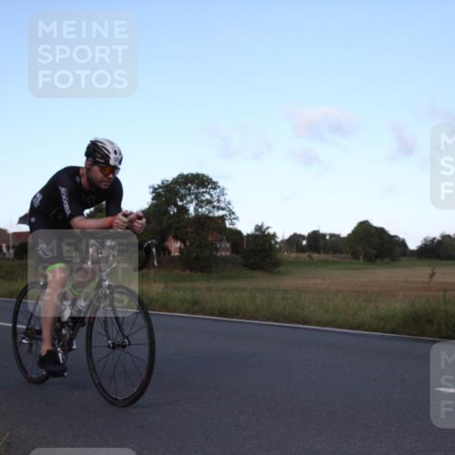 25.08.2024 - Elbe Triathlon Hamburg Fuchs,  Jonas http://msf.ph/oto/6828168 25.08.2024 09:26:29 Radfahren 194, 217, 244, 193, 293, 239 meine-sportfotos.de