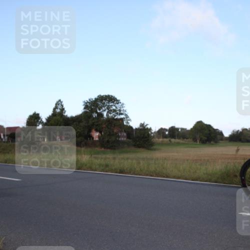 25.08.2024 - Elbe Triathlon Hamburg Fuchs,  Jonas http://msf.ph/oto/6828251 25.08.2024 09:28:35 Radfahren 431, 368, 421, 333, 341, 130, 388 meine-sportfotos.de