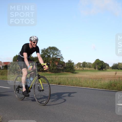 25.08.2024 - Elbe Triathlon Hamburg Fuchs,  Jonas http://msf.ph/oto/6828278 25.08.2024 09:28:51 Radfahren 384, 90, 290, 376, 381, 317 meine-sportfotos.de
