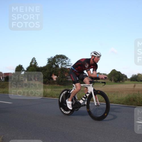 25.08.2024 - Elbe Triathlon Hamburg Fuchs,  Jonas http://msf.ph/oto/6828324 25.08.2024 09:29:31 Radfahren 63, 135, 359, 357 meine-sportfotos.de