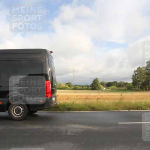 25.08.2024 - Elbe Triathlon Hamburg Fuchs,  Jonas http://msf.ph/oto/6828330 25.08.2024 08:04:34 Radfahren  meine-sportfotos.de