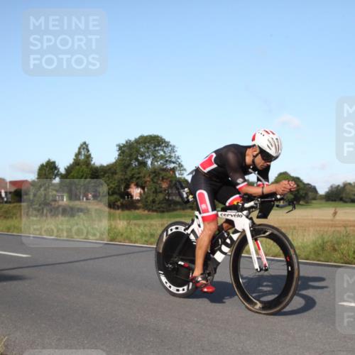 25.08.2024 - Elbe Triathlon Hamburg Fuchs,  Jonas http://msf.ph/oto/6828332 25.08.2024 09:29:49 Radfahren 66, 447, 98, 407, 138, 385, 401 meine-sportfotos.de