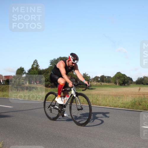 25.08.2024 - Elbe Triathlon Hamburg Fuchs,  Jonas http://msf.ph/oto/6828353 25.08.2024 09:29:56 Radfahren 447, 98, 407, 138, 385, 401, 305, 101 meine-sportfotos.de
