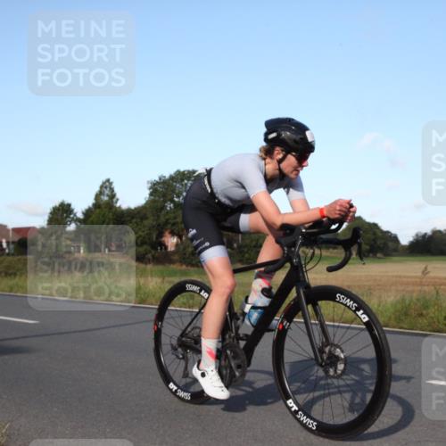 25.08.2024 - Elbe Triathlon Hamburg Fuchs,  Jonas http://msf.ph/oto/6828384 25.08.2024 09:30:17 Radfahren 114, 182, 214, 137, 286, 249 meine-sportfotos.de