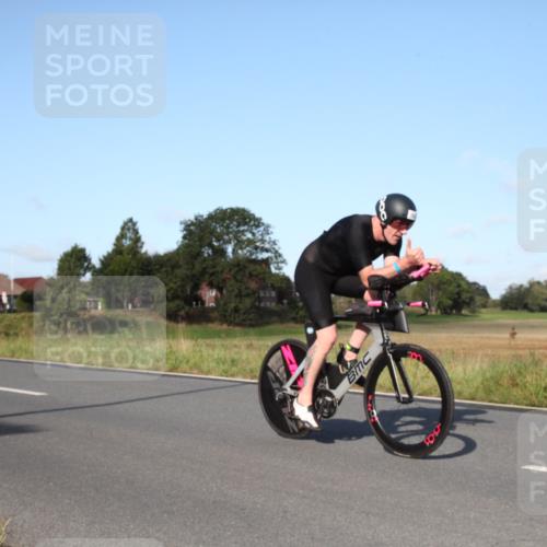 25.08.2024 - Elbe Triathlon Hamburg Fuchs,  Jonas http://msf.ph/oto/6828428 25.08.2024 09:30:46 Radfahren 70, 44, 304, 362 meine-sportfotos.de