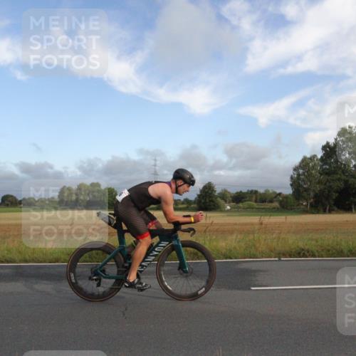 25.08.2024 - Elbe Triathlon Hamburg Fuchs,  Jonas http://msf.ph/oto/6828439 25.08.2024 08:40:58 Radfahren 89, 56, 50 meine-sportfotos.de
