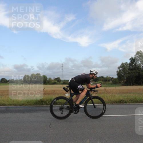 25.08.2024 - Elbe Triathlon Hamburg Fuchs,  Jonas http://msf.ph/oto/6828459 25.08.2024 08:41:18 Radfahren 91, 76 meine-sportfotos.de