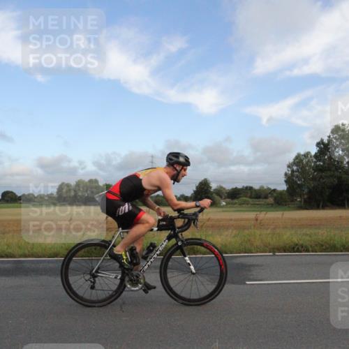 25.08.2024 - Elbe Triathlon Hamburg Fuchs,  Jonas http://msf.ph/oto/6828464 25.08.2024 08:41:23 Radfahren 91, 76, 99 meine-sportfotos.de