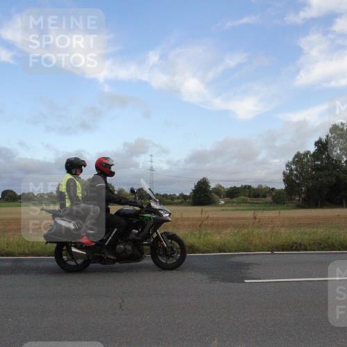 25.08.2024 - Elbe Triathlon Hamburg Fuchs,  Jonas http://msf.ph/oto/6828494 25.08.2024 08:42:55 Radfahren 48, 61, 52 meine-sportfotos.de