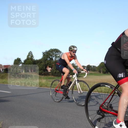 25.08.2024 - Elbe Triathlon Hamburg Fuchs,  Jonas http://msf.ph/oto/6828563 25.08.2024 09:31:48 Radfahren 200, 373, 397, 219, 350, 124, 147, 133, 469 meine-sportfotos.de