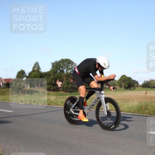 25.08.2024 - Elbe Triathlon Hamburg Fuchs,  Jonas http://msf.ph/oto/6828589 25.08.2024 09:32:01 Radfahren 175, 321, 356, 139, 396, 229, 423, 206, 345 meine-sportfotos.de