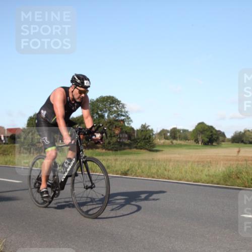 25.08.2024 - Elbe Triathlon Hamburg Fuchs,  Jonas http://msf.ph/oto/6828599 25.08.2024 09:32:03 Radfahren 396, 229, 423, 206, 345, 391 meine-sportfotos.de