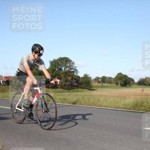 25.08.2024 - Elbe Triathlon Hamburg Fuchs,  Jonas http://msf.ph/oto/6828603 25.08.2024 09:32:05 Radfahren 396, 229, 423, 206, 345, 391 meine-sportfotos.de