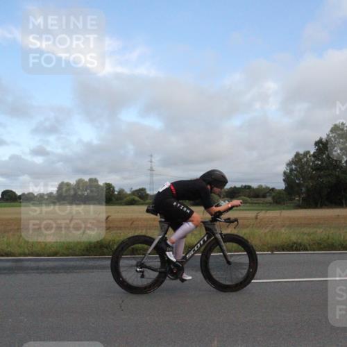 25.08.2024 - Elbe Triathlon Hamburg Fuchs,  Jonas http://msf.ph/oto/6828607 25.08.2024 08:47:44 Radfahren 111, 85 meine-sportfotos.de