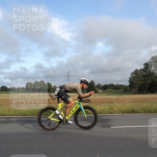 25.08.2024 - Elbe Triathlon Hamburg Fuchs,  Jonas http://msf.ph/oto/6828615 25.08.2024 08:48:23 Radfahren 101 meine-sportfotos.de