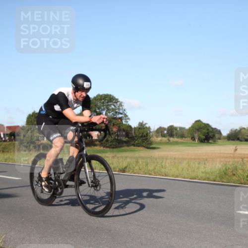 25.08.2024 - Elbe Triathlon Hamburg Fuchs,  Jonas http://msf.ph/oto/6828629 25.08.2024 09:32:22 Radfahren 73, 99, 339, 107, 366 meine-sportfotos.de