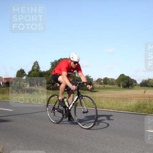 25.08.2024 - Elbe Triathlon Hamburg Fuchs,  Jonas http://msf.ph/oto/6828637 25.08.2024 09:32:25 Radfahren 339, 107, 366, 127 meine-sportfotos.de