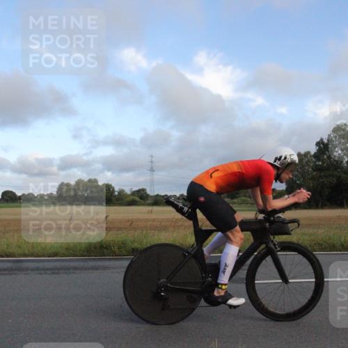 25.08.2024 - Elbe Triathlon Hamburg Fuchs,  Jonas http://msf.ph/oto/6828648 25.08.2024 08:50:52 Radfahren 68, 62 meine-sportfotos.de