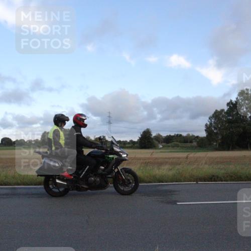 25.08.2024 - Elbe Triathlon Hamburg Fuchs,  Jonas http://msf.ph/oto/6828738 25.08.2024 08:53:49 Radfahren 161, 100, 169 meine-sportfotos.de