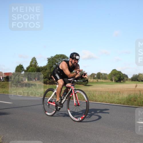 25.08.2024 - Elbe Triathlon Hamburg Fuchs,  Jonas http://msf.ph/oto/6828743 25.08.2024 09:33:48 Radfahren 326, 156, 126, 228, 352, 1851, 234, 53 meine-sportfotos.de