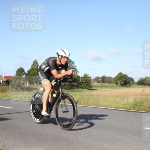 25.08.2024 - Elbe Triathlon Hamburg Fuchs,  Jonas http://msf.ph/oto/6828772 25.08.2024 09:34:11 Radfahren 245, 314, 159 meine-sportfotos.de
