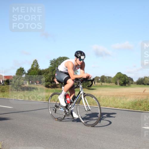 25.08.2024 - Elbe Triathlon Hamburg Fuchs,  Jonas http://msf.ph/oto/6828810 25.08.2024 09:34:54 Radfahren 337, 204, 319, 263, 123 meine-sportfotos.de